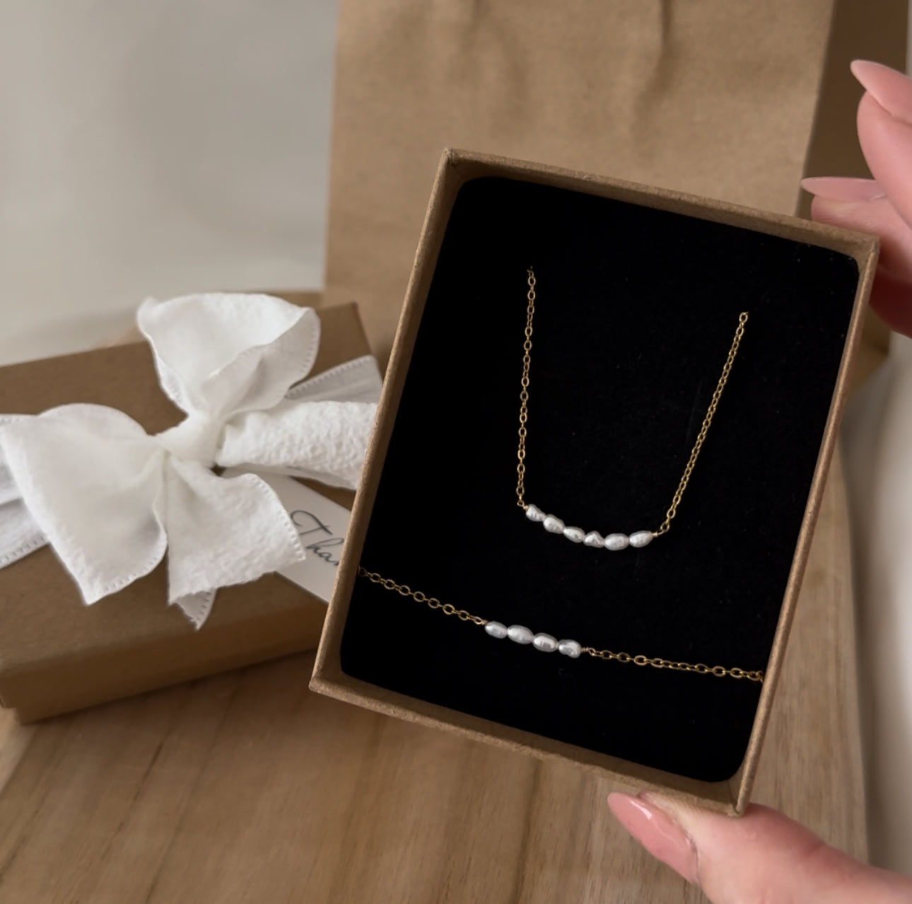 Collier Emmy