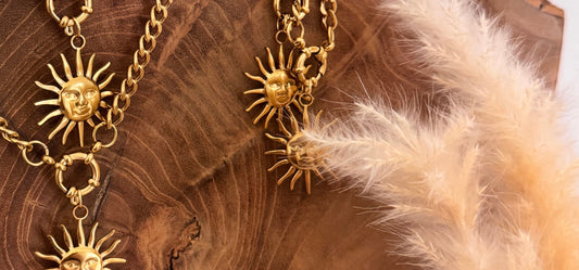 Entretenir efficacement les bijoux en acier inoxydable et perles de culture.
