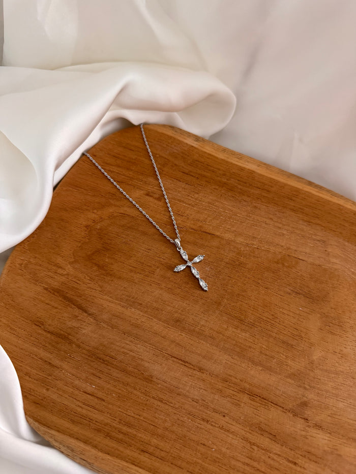 Collier Alessia — vue 3