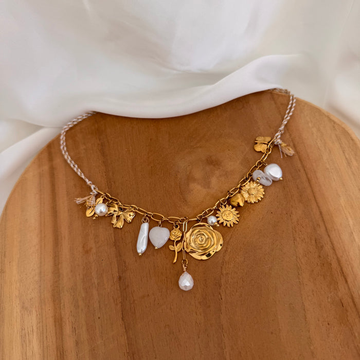 Collier à breloques