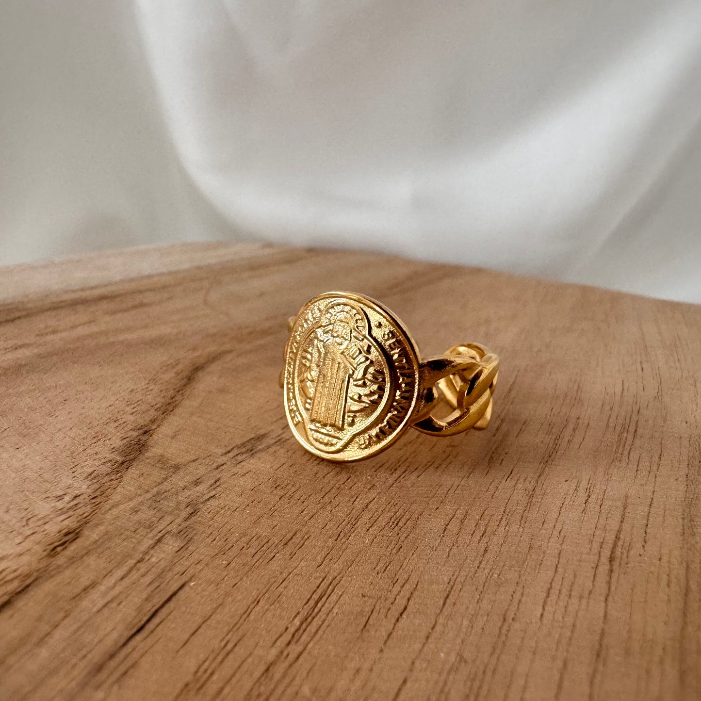 Bague Sainte