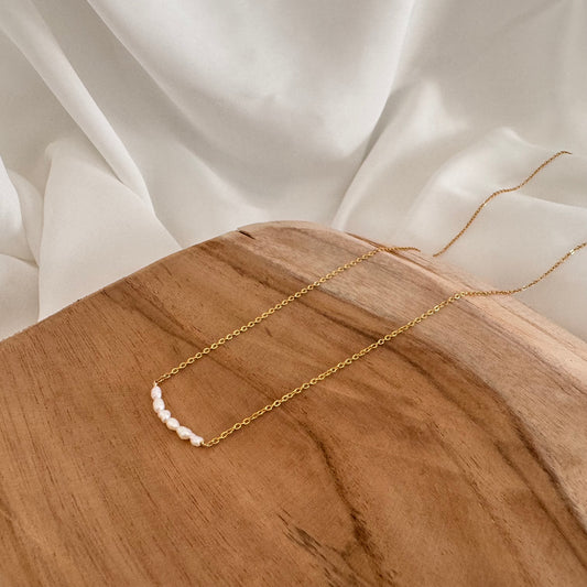 Collier Emmy
