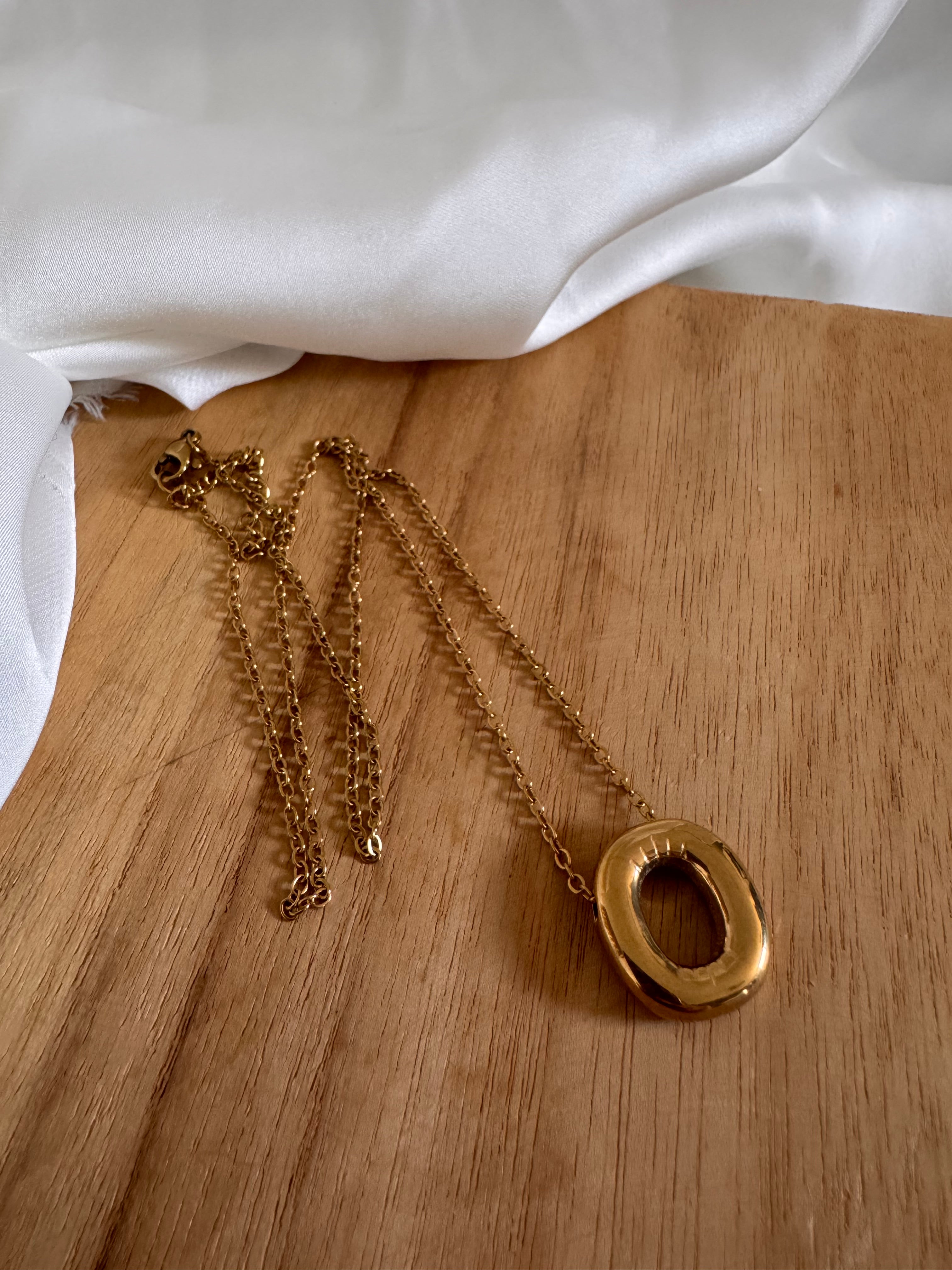 Collier Lettre Bulle
