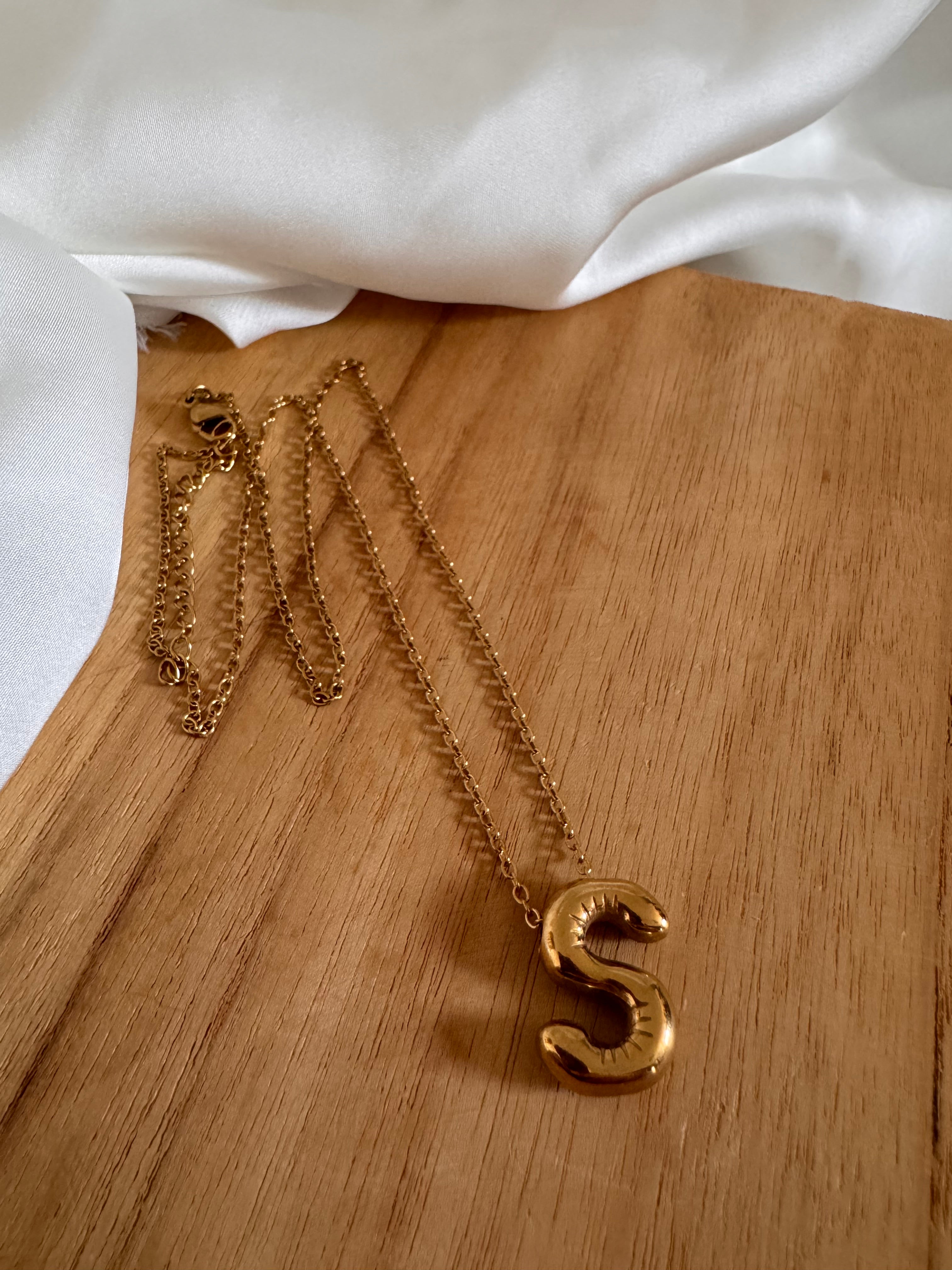 Collier Lettre Bulle