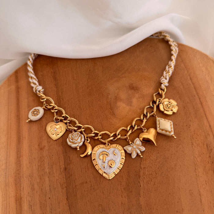Collier à breloques