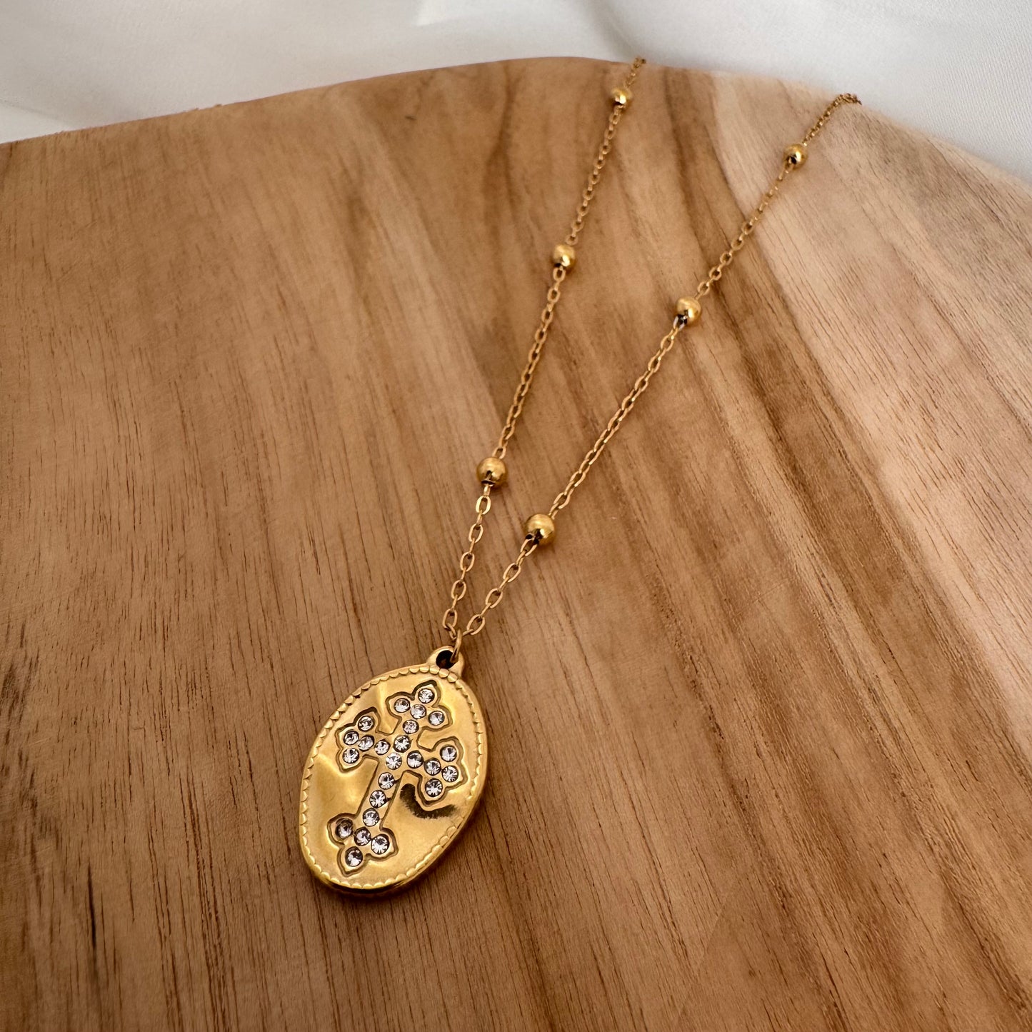 Collier Aria