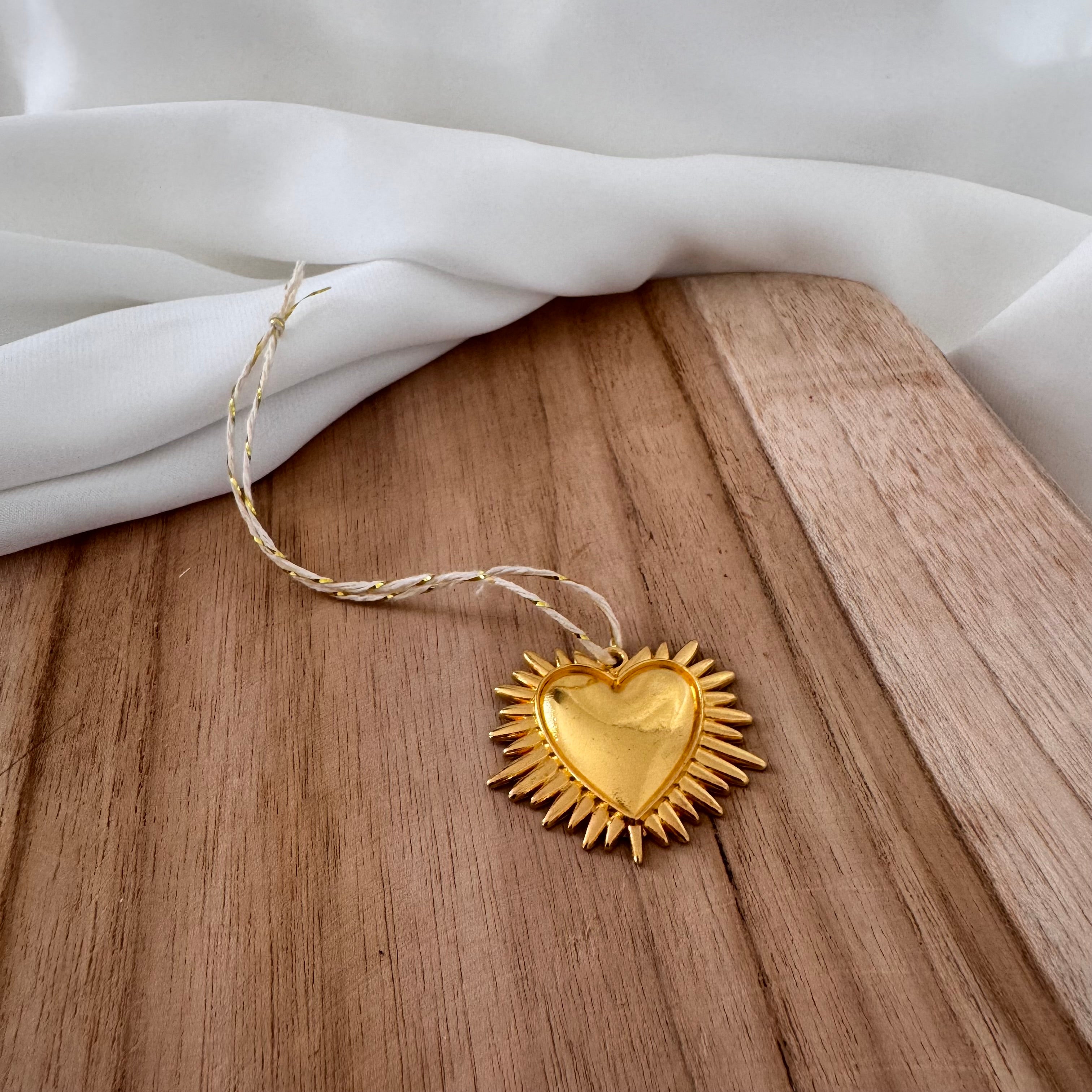 Grigri Ex-Voto doré à accrocher, décoration spirituelle mystique 